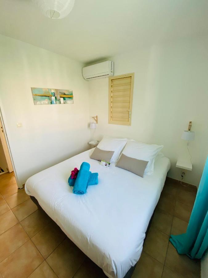 Maison Mitoyenne , Piscine,Citerne, Jardin, Parking, Plage Le Gosier  Kültér fotó