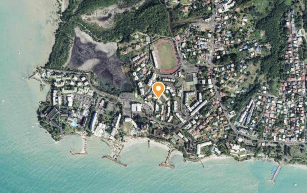 Maison Mitoyenne , Piscine,Citerne, Jardin, Parking, Plage Le Gosier  Kültér fotó